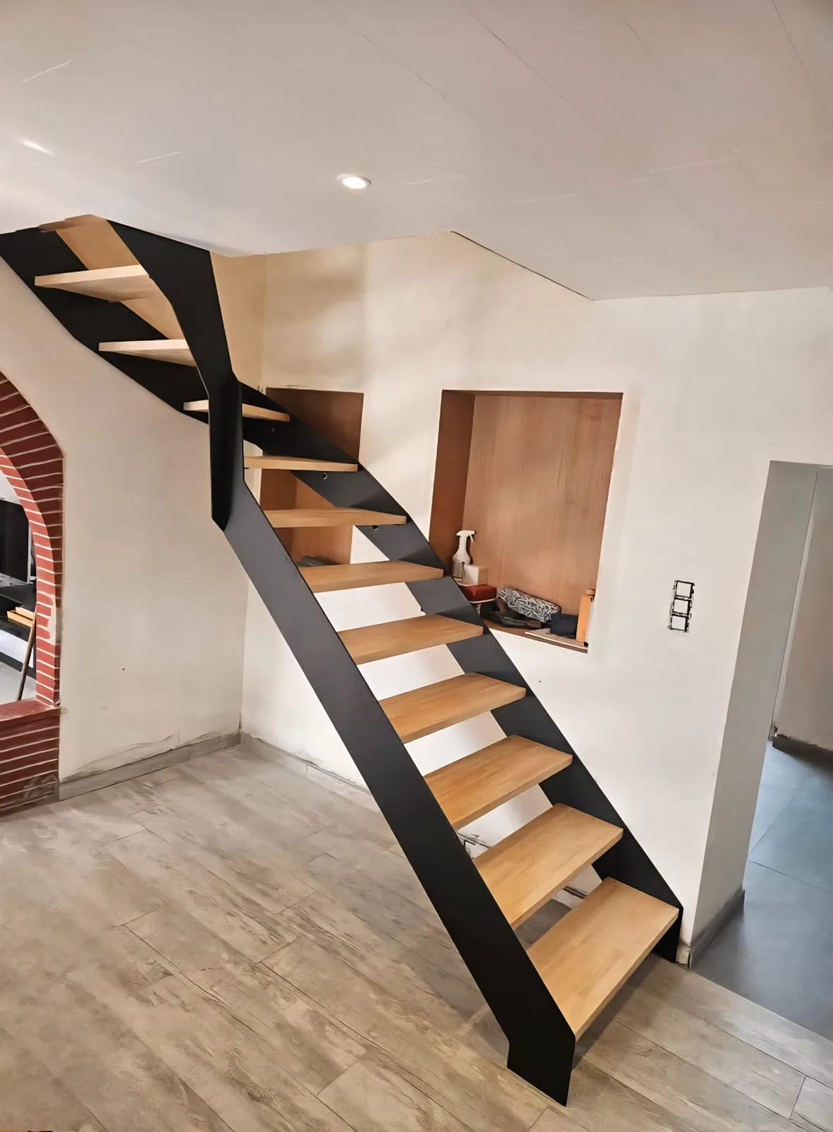 Escalier droit acier et bois