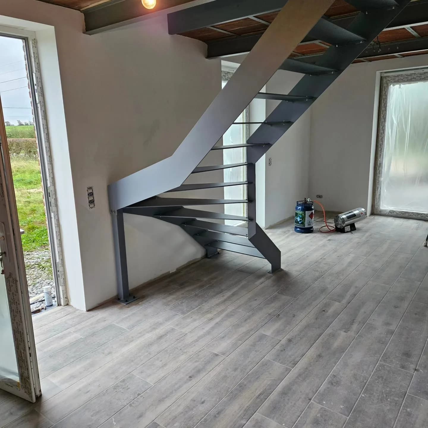 Escalier quart-tournant acier anthracite